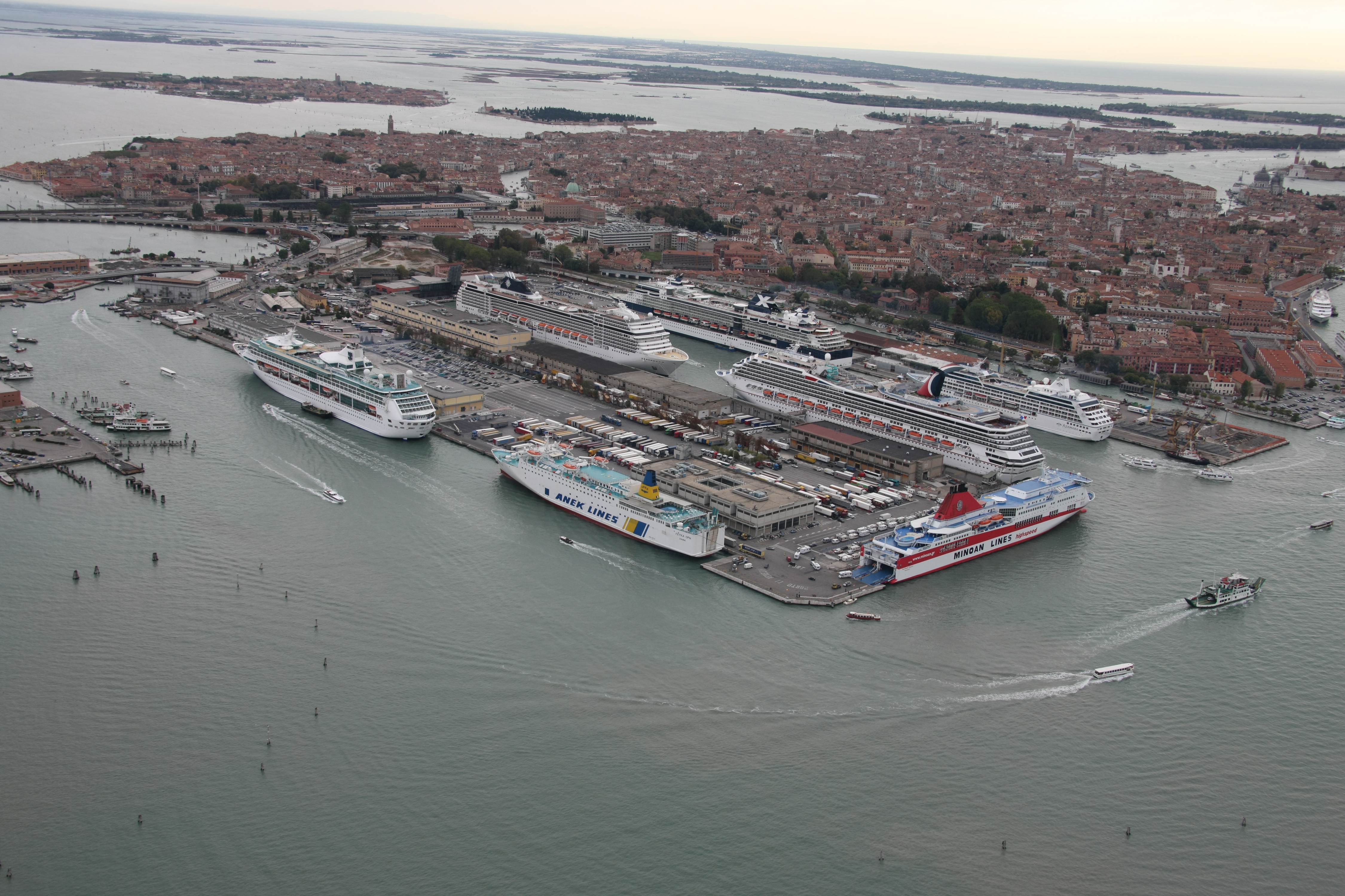 Il Piano Di Rilancio Del Porto Un opportunit Per Venezia E Per L 